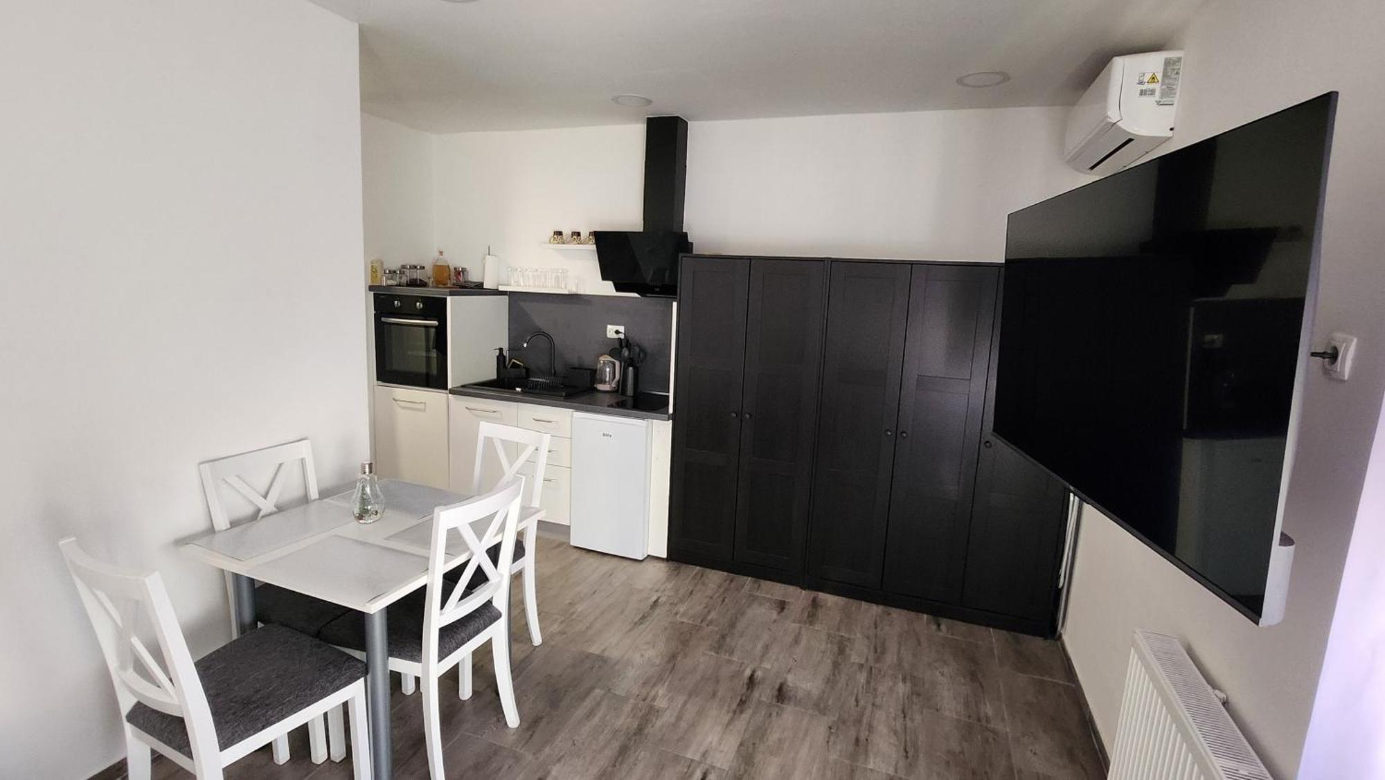 Oniks Appartement Lipik Buitenkant foto